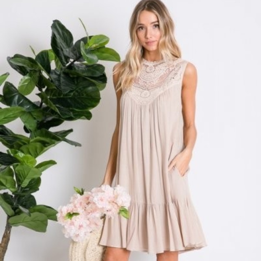 Vintage Boho Lace Ruffled Dress